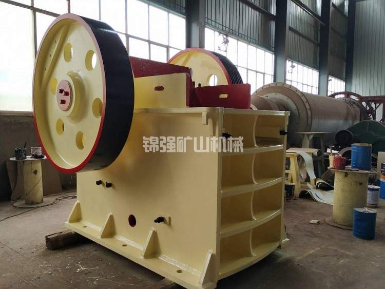 常用的碎石破碎機(jī)有哪些呢？(圖1)